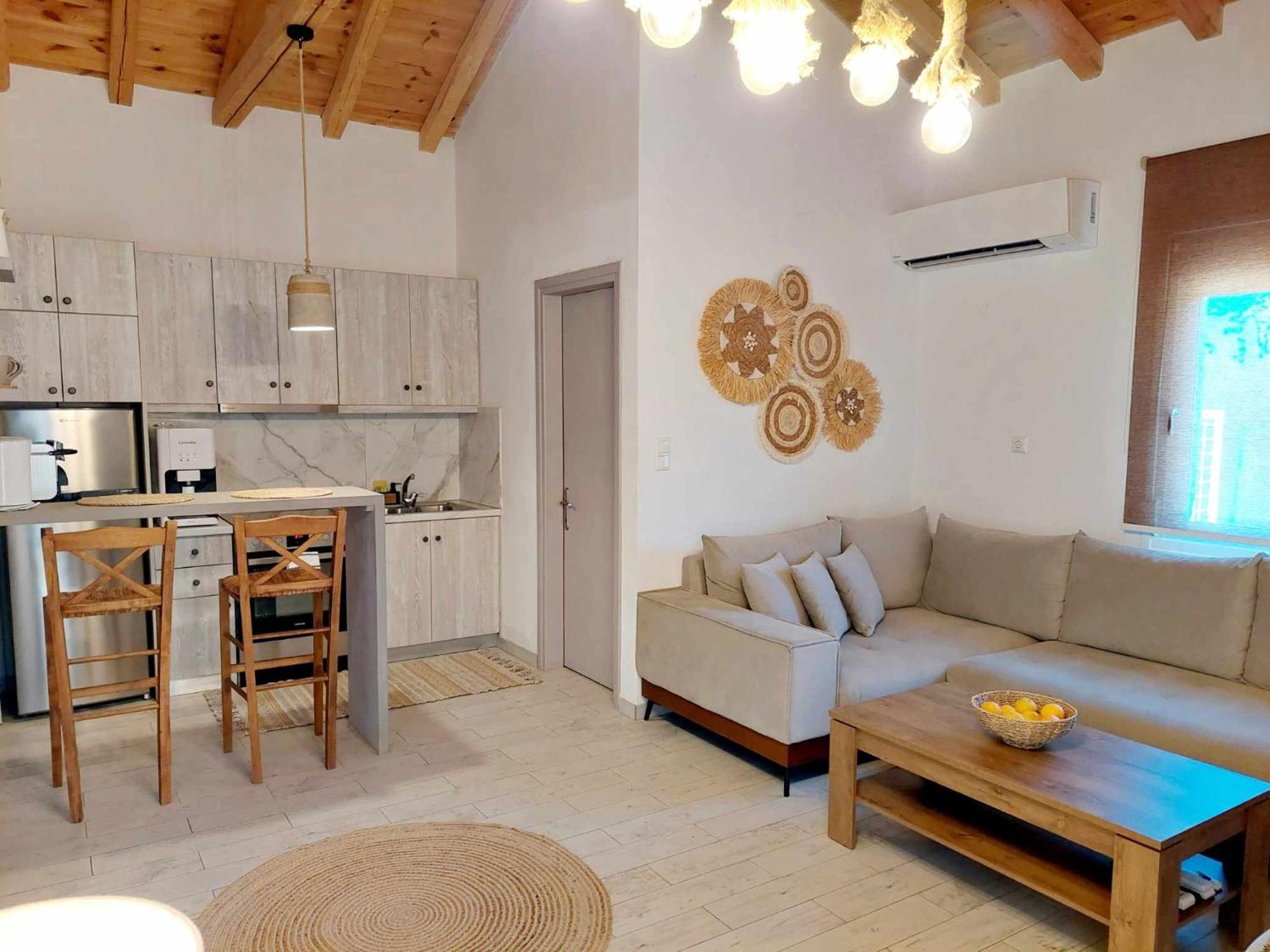 Maya Apartments, Modern And Convenient Apartments With Private Parking Skiathos Exterior foto