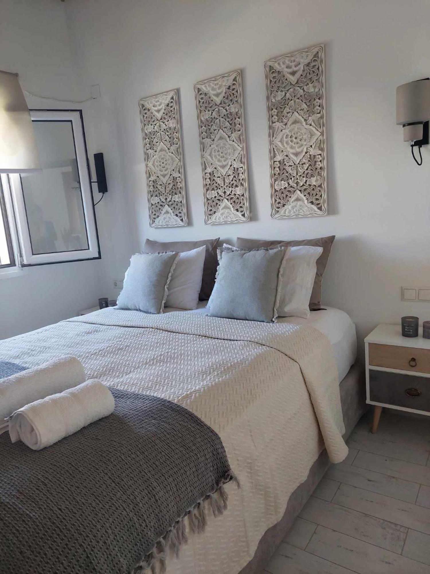 Maya Apartments, Modern And Convenient Apartments With Private Parking Skiathos Exterior foto