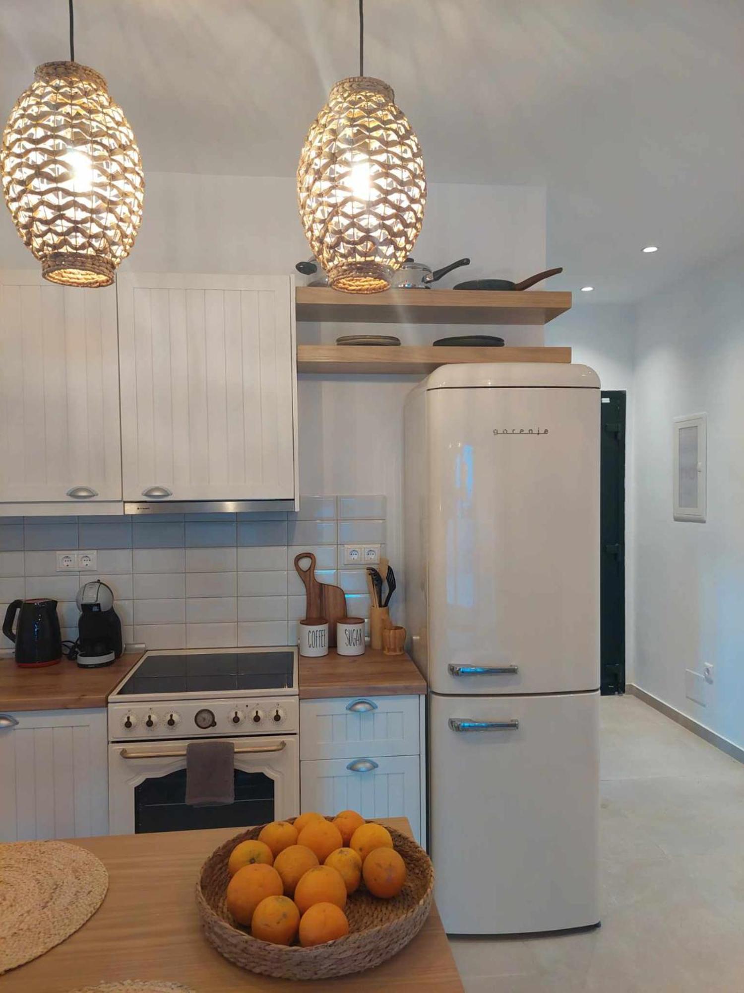 Maya Apartments, Modern And Convenient Apartments With Private Parking Skiathos Exterior foto